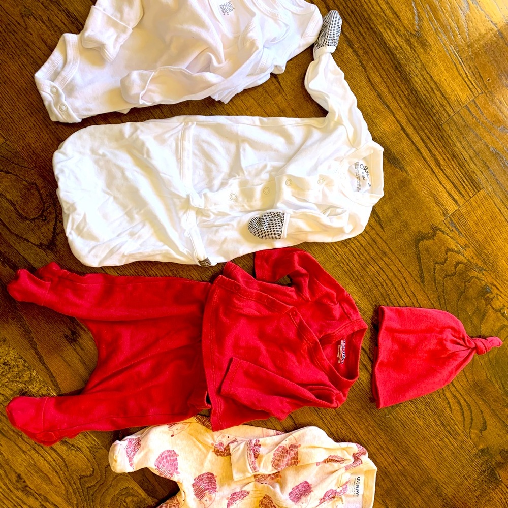 Goumi baby sleeper, newborn essentials
